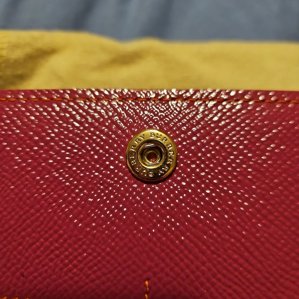 🛑BURBERRY Patent leather Constantine Continental Wallet - Picture 7 of 8